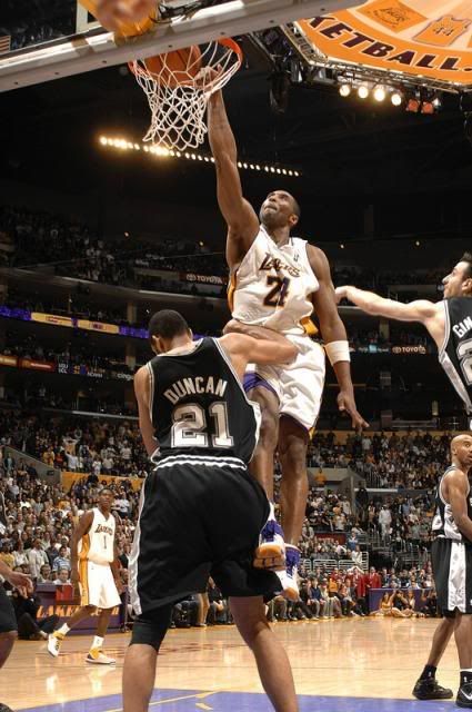 tim duncan dunking. Los Angeles Lakers (4-2 over