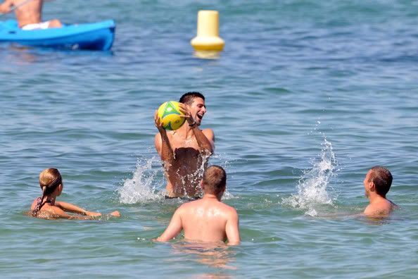 Photos: Djokovic and Jelena Ristic in St. Topez, France