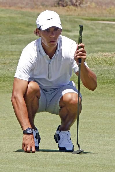 Photos: Rafael Nadal playing Golf