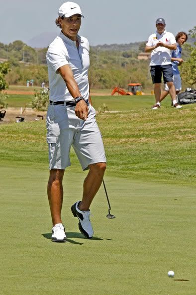 Photos: Rafael Nadal playing Golf