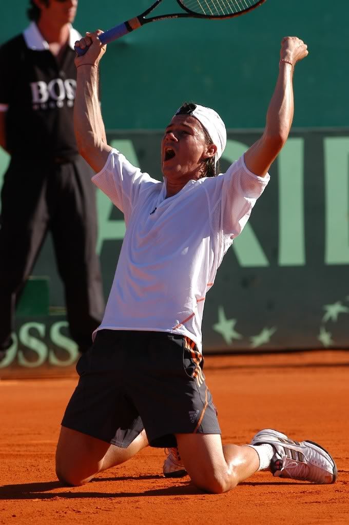 Guillermo Coria announced retirement from professional tennis