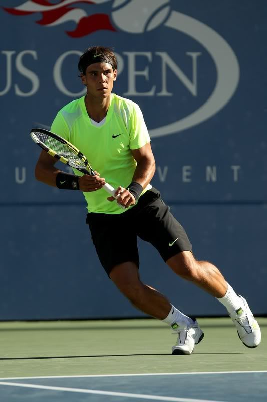 Rafael Nadal advances at US Open