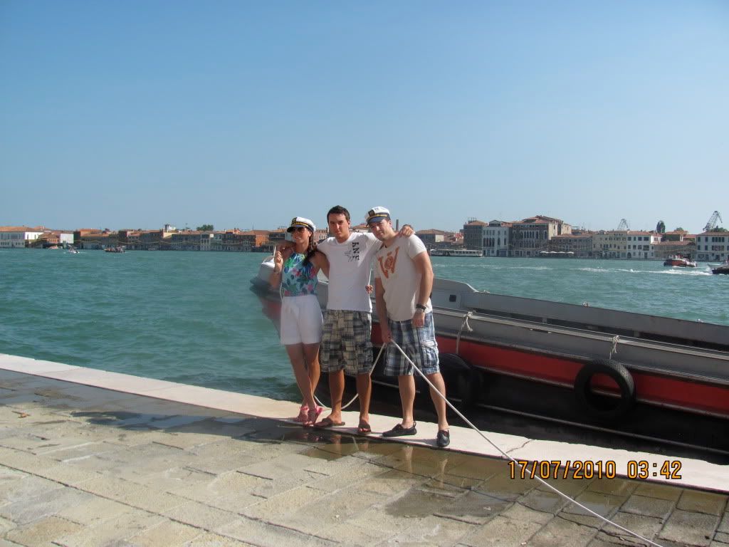 Jelena Jankovic vacations in Venice