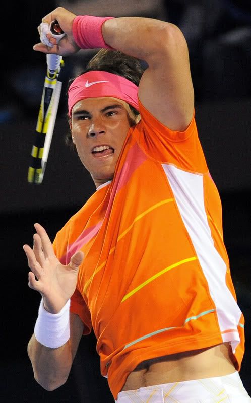 Australian Open 2010: Rafael Nadal wins in straight sets
