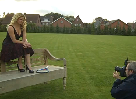 Video: Kim Clijsters Photo Shoot for You! Magazine Behind the Scenes