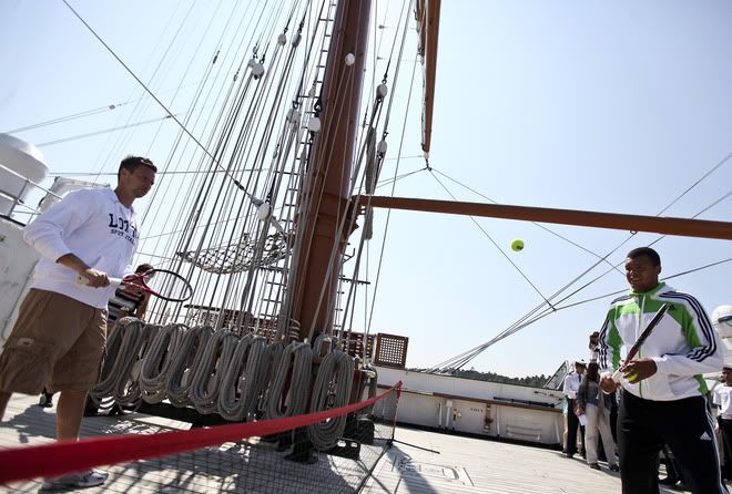 Photos: Soderling and Tsonga Play Tennis on the NRP Sagres, a ship of the Portuguese Navy