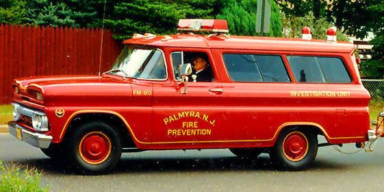 Old_Palmyra_Fire_Police_truck-1.jpg