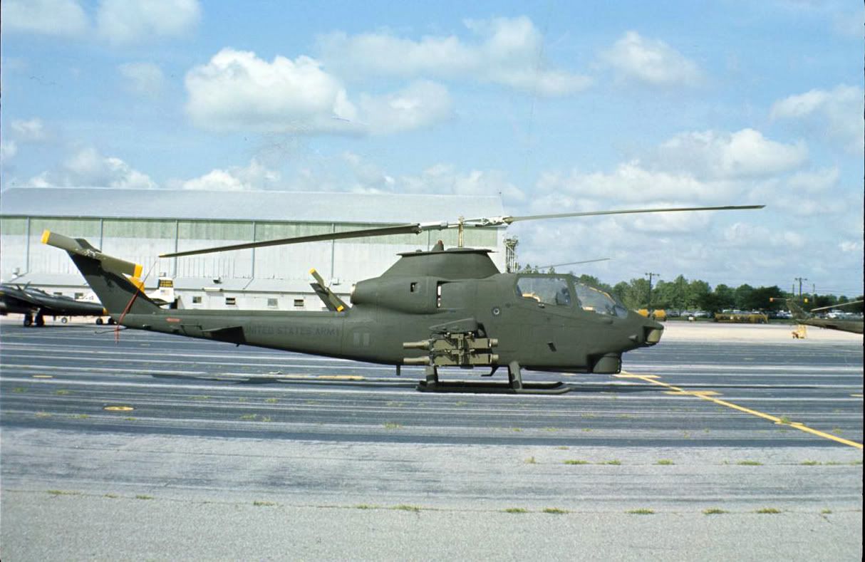 AH-1bladetiedowns3.jpg