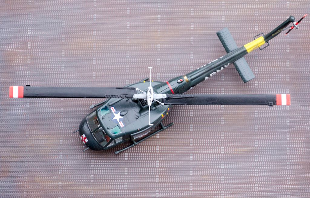 UH-1A-4_zpsfxpeote0.jpg
