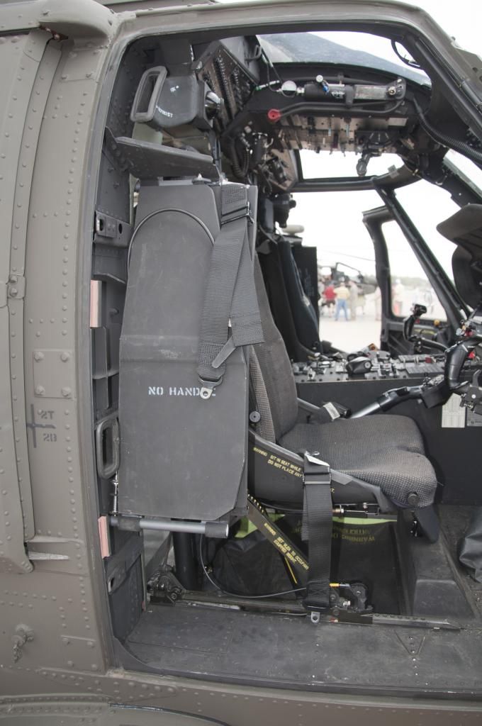 UH-60M85_zps262c2505.jpg