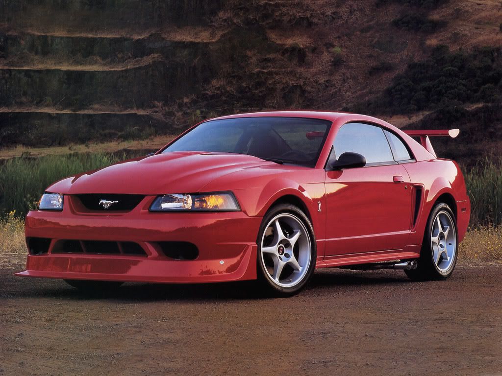 Ford_Mustang_SVT_Cobra_2000.jpg