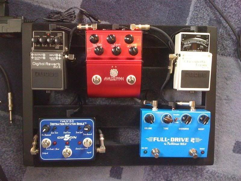 pedalboardMedium.jpg