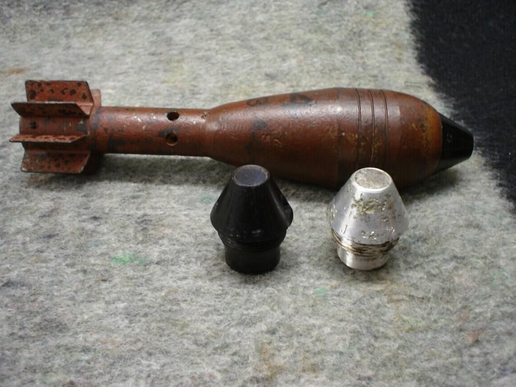 German 5cm mortar round fuzes