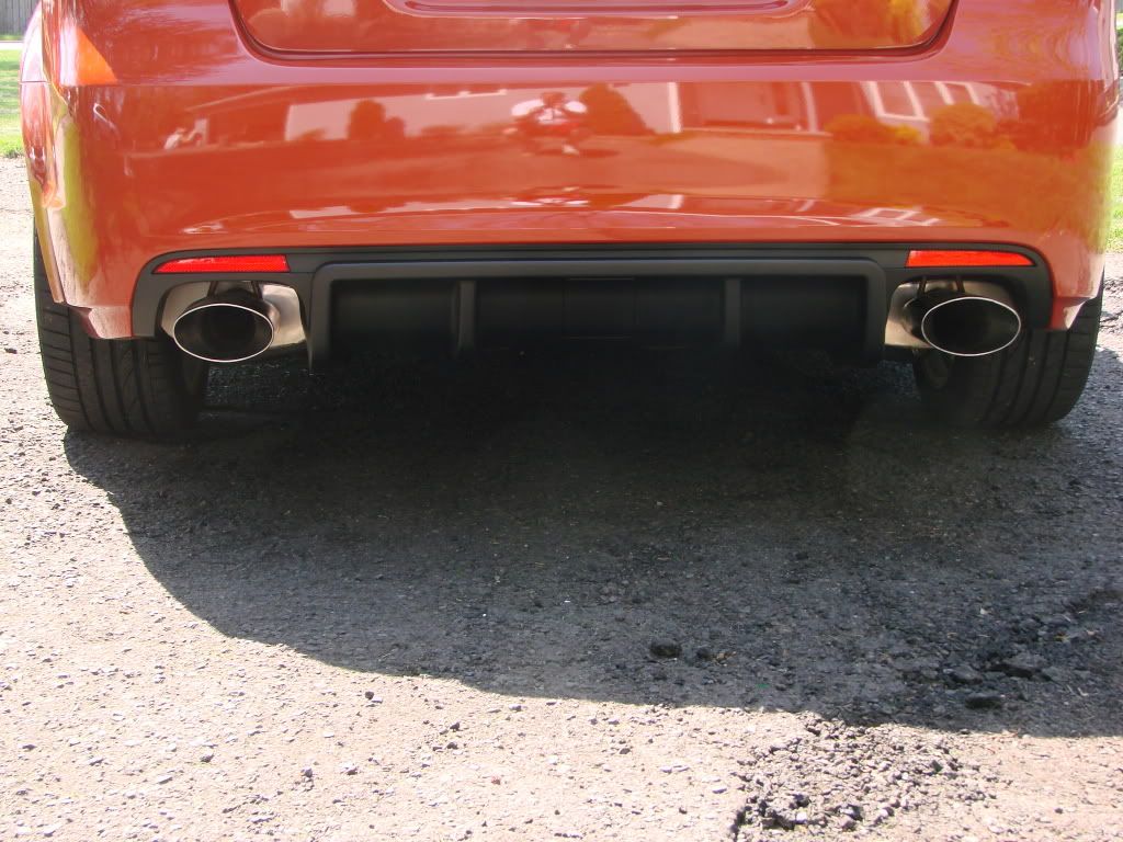 GT to GXP rear bumper trim - Pontiac G8 Forum: G8 Forums - G8Board.com